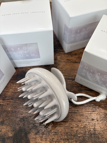 シャンプーでリフトアップ